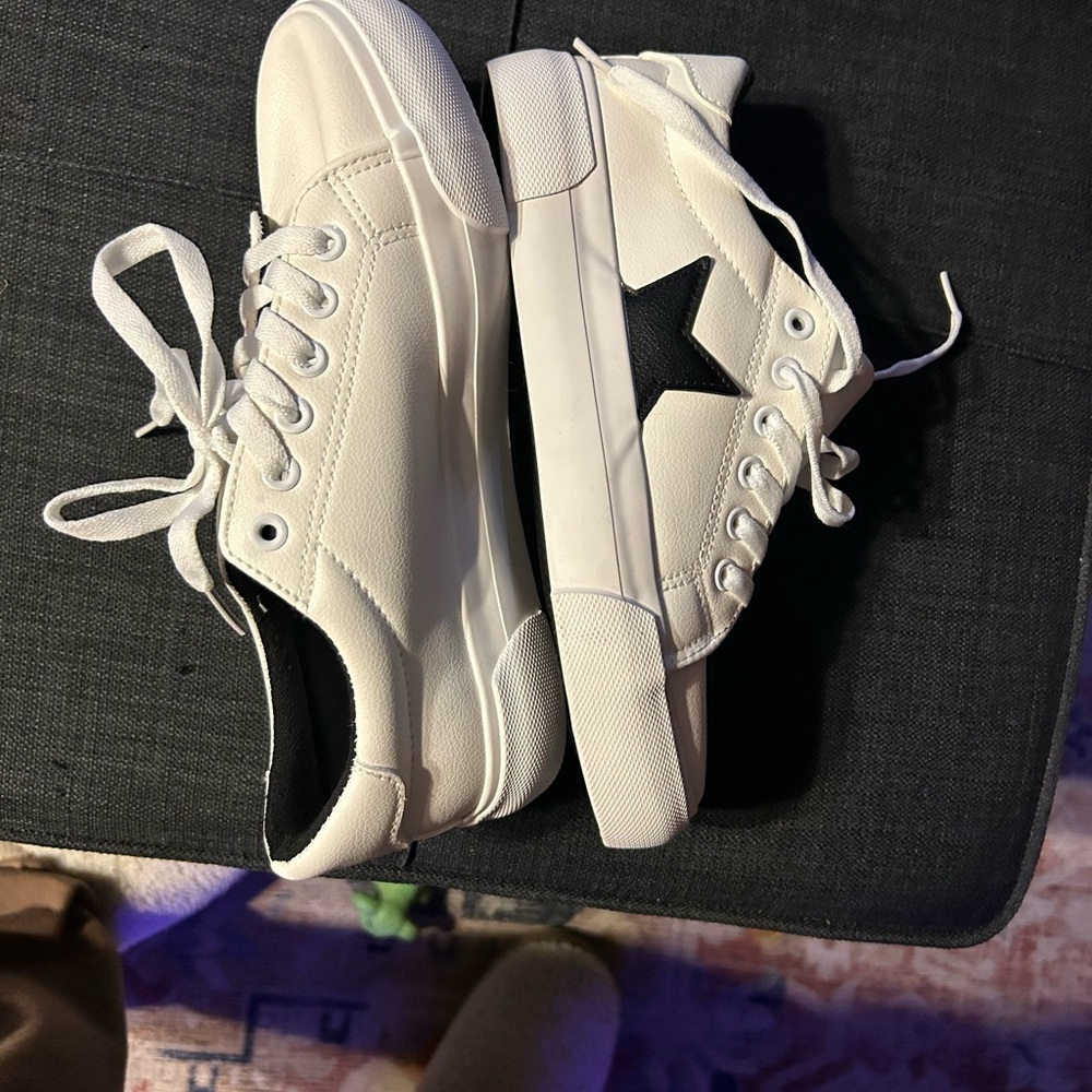 Classic White Sneakers with Black Accent
